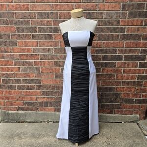 Vintage Jessica McClintock Gunne Sax Black And White Evening Dress SIze 3,